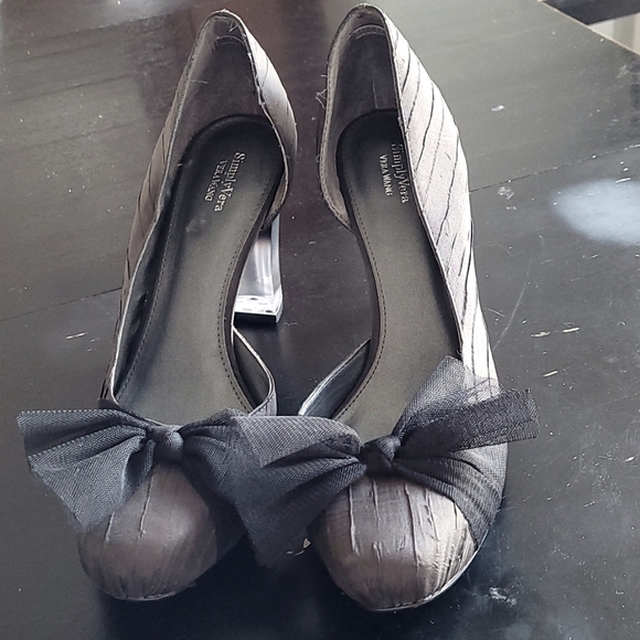 Simply Vera Vera Wang charcoal heels size 10 - Picture 1 of 5